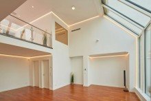 Atelier Westseite VERKAUFT: Dachterrassen Atelier-Wohnung am K�nigsplatz
