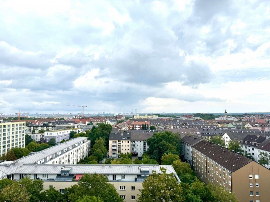Blick vom Treppenhaus Etagenwohnung M�nchen