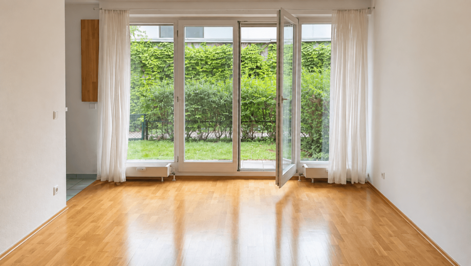 Lichtdurchflutetes Schlaf/Wohnzimmer Erdgeschosswohnung M�nchen