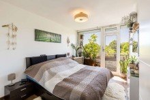 Schlafzimmer Atemberaubende 3-Zimmer-Wohnung in Forstenried mit gro�er Dachterrasse