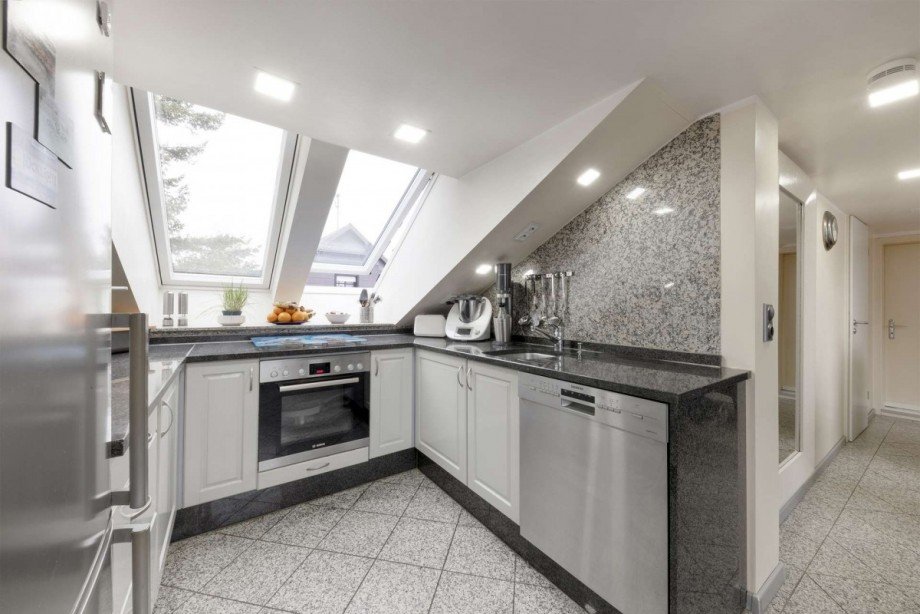 Dachgeschoss offene K�che Zweifamilienhaus Vaterstetten