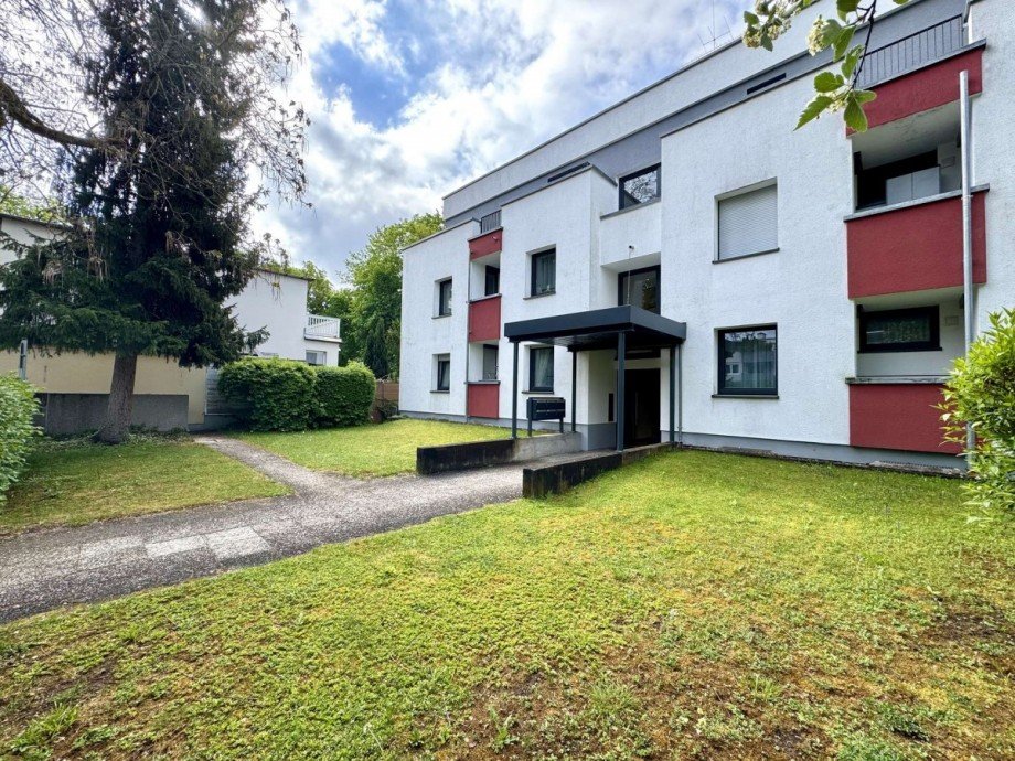 Blick auf das Haus Dachgeschosswohnung M�nchen