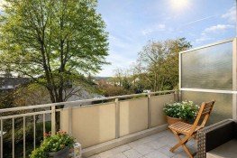 Hauptbild Vermietete, sonnige 2 Zi.-Whg. in S�dausrichtung mit gro�em Balkon