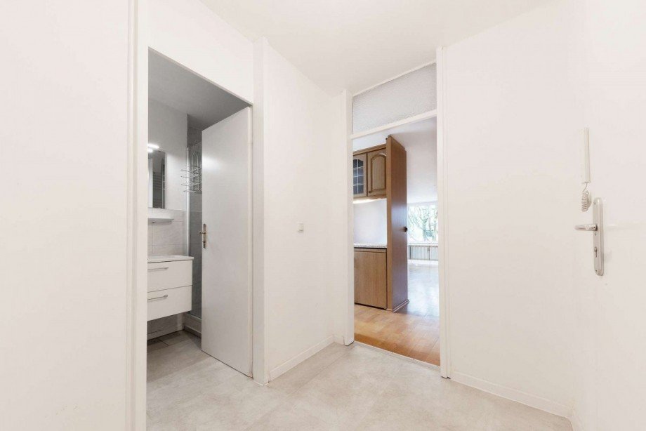Flur Etagenwohnung Pullach im Isartal
