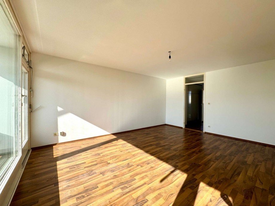 Wohn-/Schlafbereich Etagenwohnung M�nchen