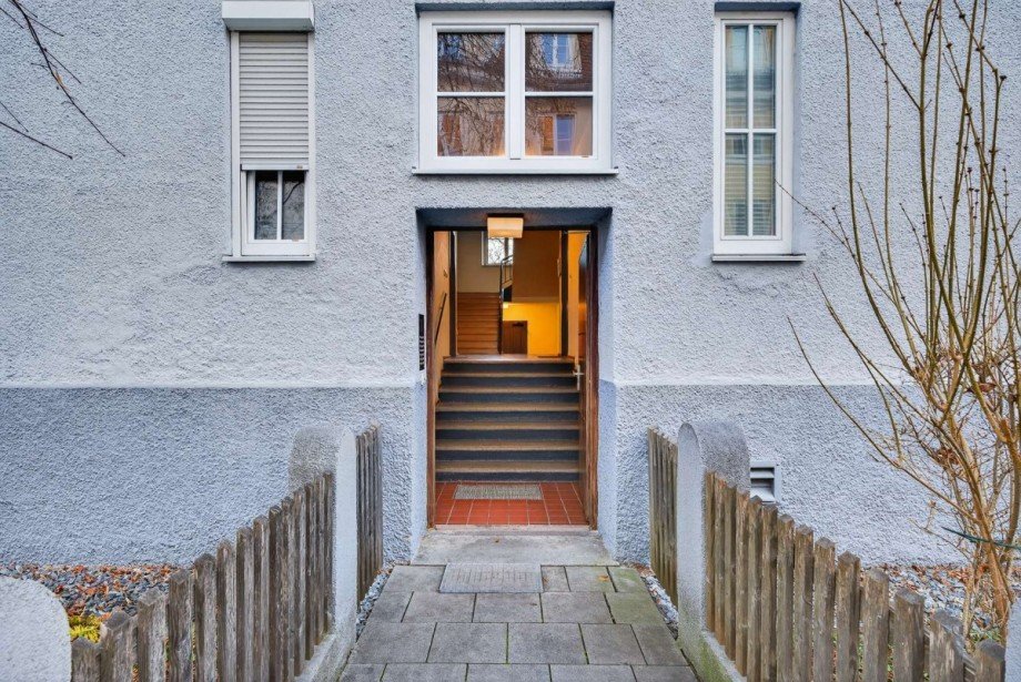 Eingang Dachgeschosswohnung M�nchen