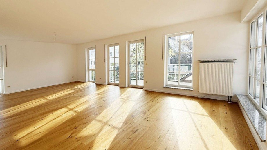 gro�es Wohnzimmer Maisonettewohnung M�nchen