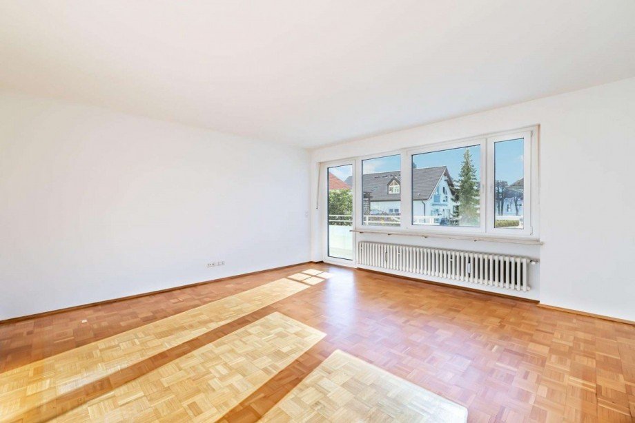 Wohnzimmer WHG 1. OG rechts Mehrfamilienhaus M�nchen