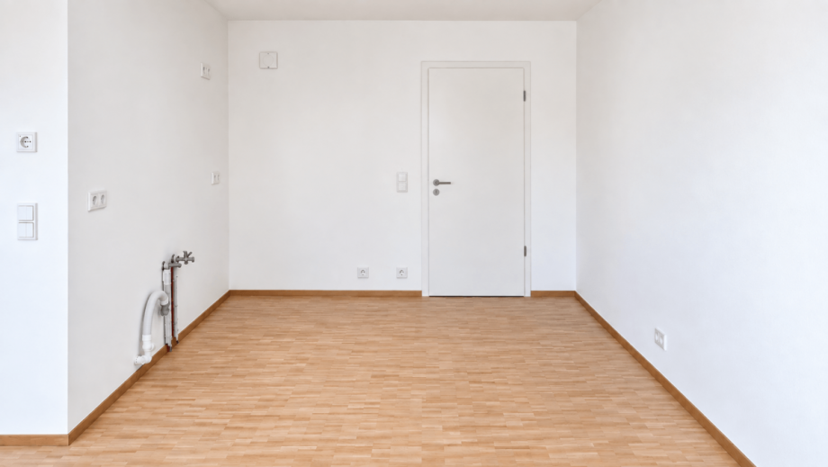 Helles Wohnzimmer mit K�che Dachgeschosswohnung M�nchen