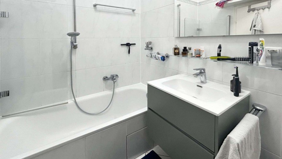 Badezimmer mit Badewanne Etagenwohnung M�nchen