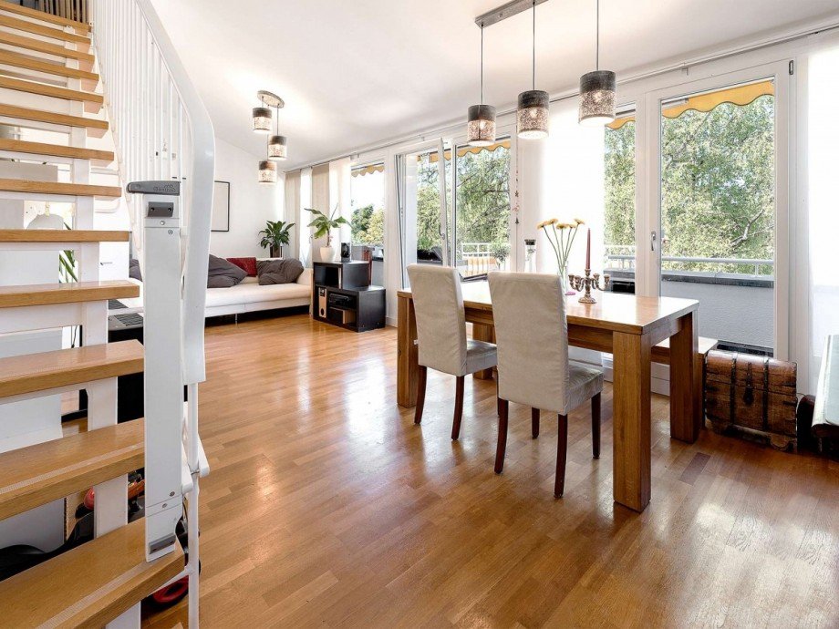 Wohn-Essbereich Dachgeschosswohnung M�nchen