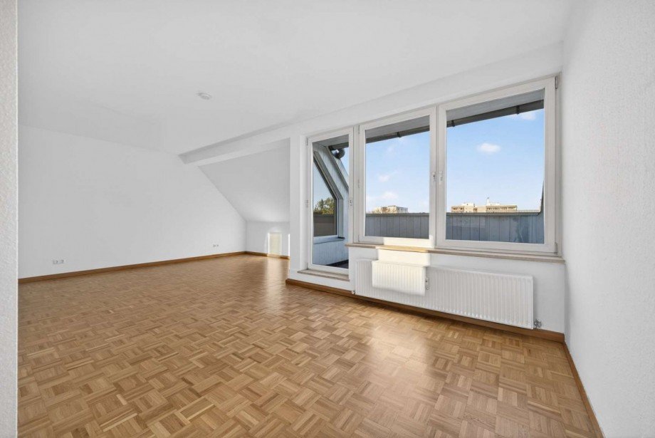 Gro�es Wohnzimmer Dachgeschosswohnung M�nchen