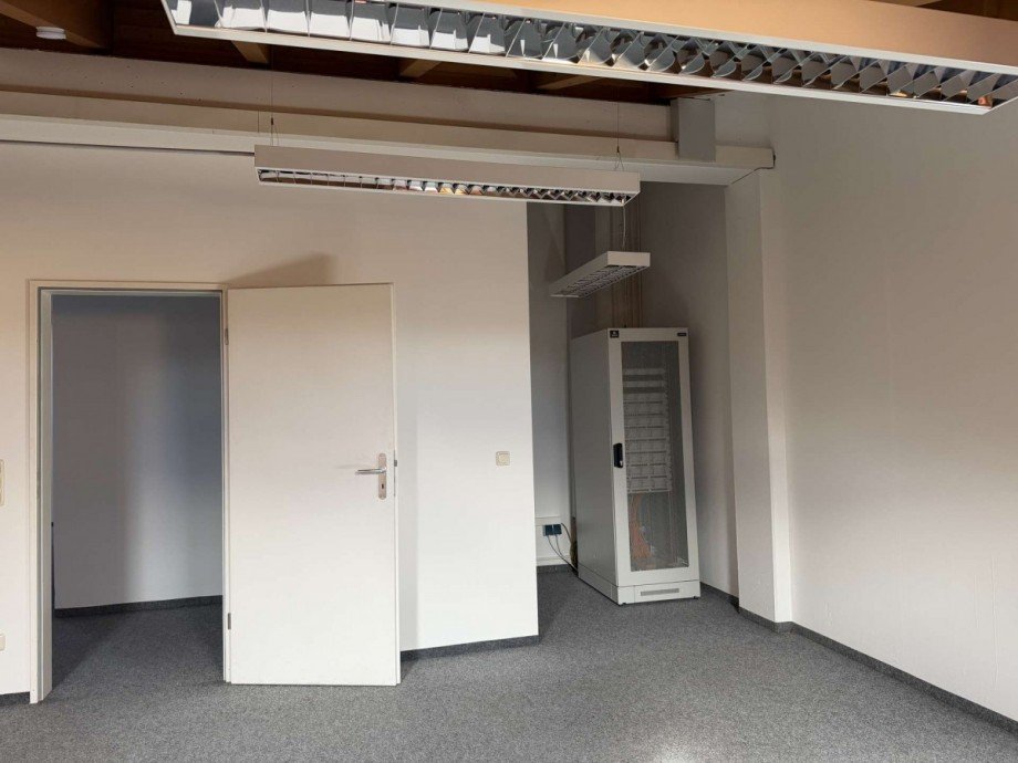 Serverschrank B�ro / Praxis Oberhaching