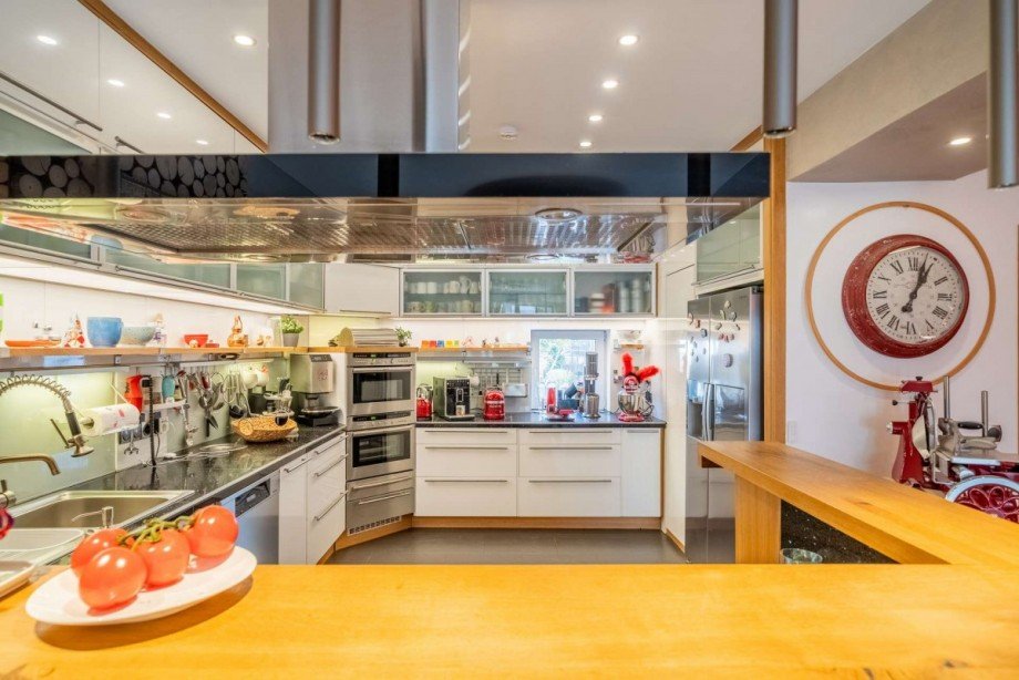 Einbauk�che mit hochwertigsten Elektroger�ten Loft-Studio-Atelier M�nchen