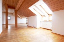 Essbereich gro�e Wohnung Ruhiges Mehrfamilienhaus mit 10 Parteien nahe S-Bahn-Station Grafing