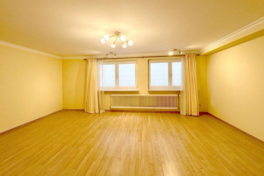 Zimmer UG Einfamilienhaus M�nchen