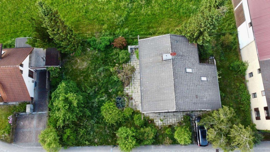 Luftbildaufnahme Grundst�ck mit Altbestand Wohngrundst�ck Gilching