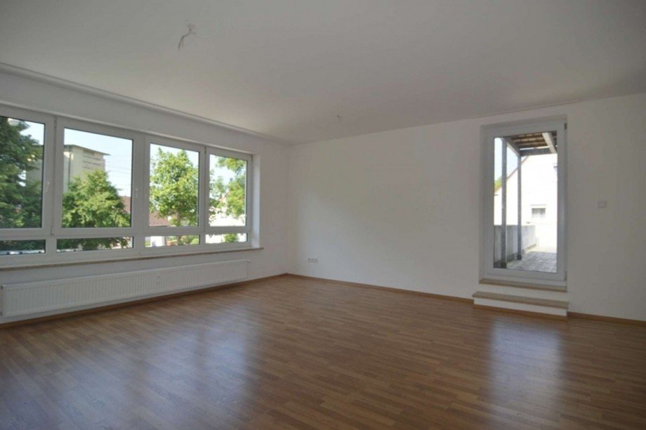 Wohnzimmer 1.OG Mehrfamilienhaus Augsburg