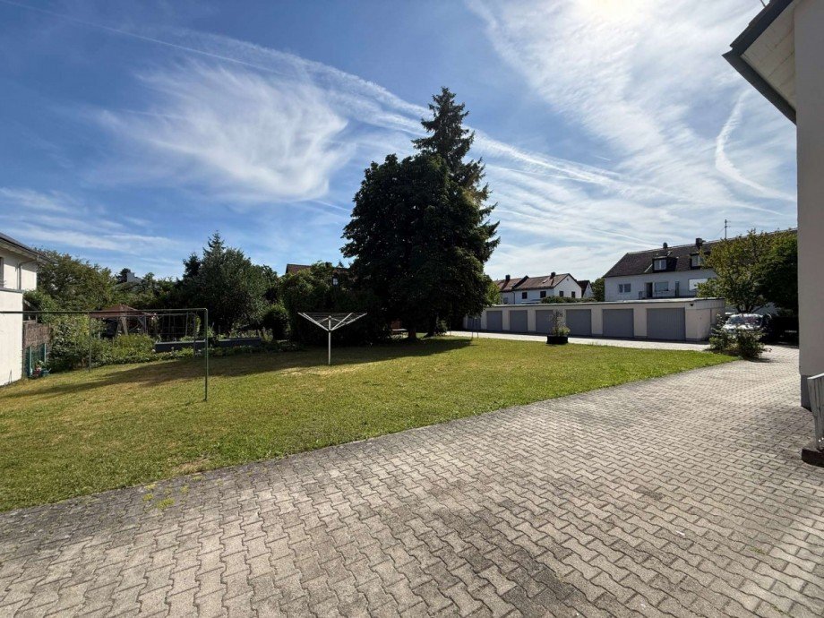 Innenhof Dachgeschosswohnung Karlsfeld