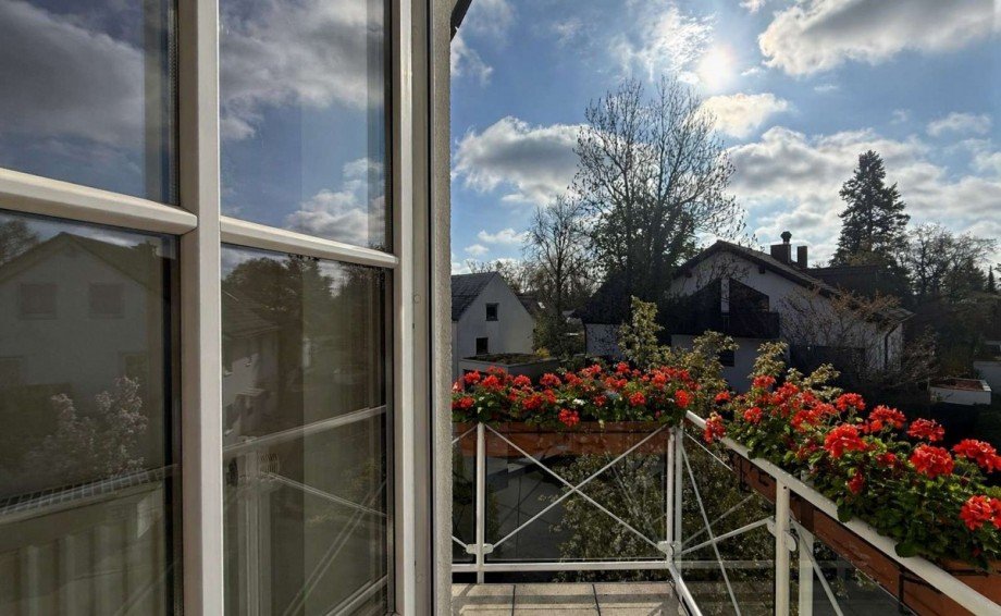 kleiner Ostbalkon im Dach Maisonettewohnung M�nchen