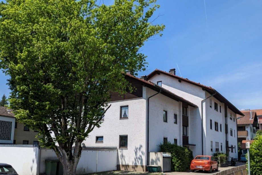 Ostansicht Mehrfamilienhaus Grafing