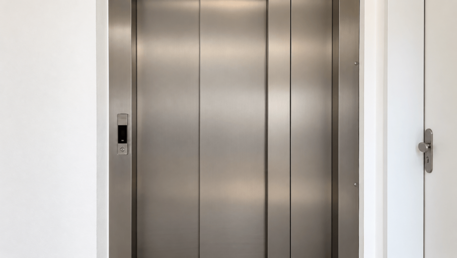 Aufzug Dachgeschosswohnung M�nchen