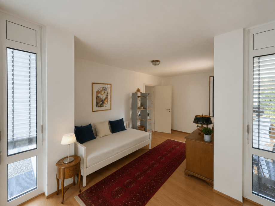 Schlafzimmer mit Gartenzugang Terrassenwohnung Gauting