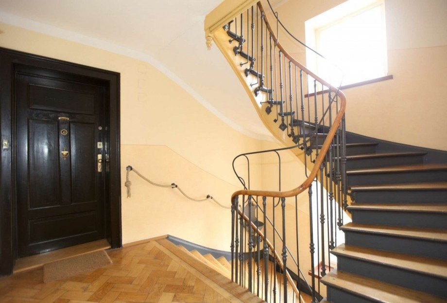 Treppenhaus B�ro / Praxis M�nchen
