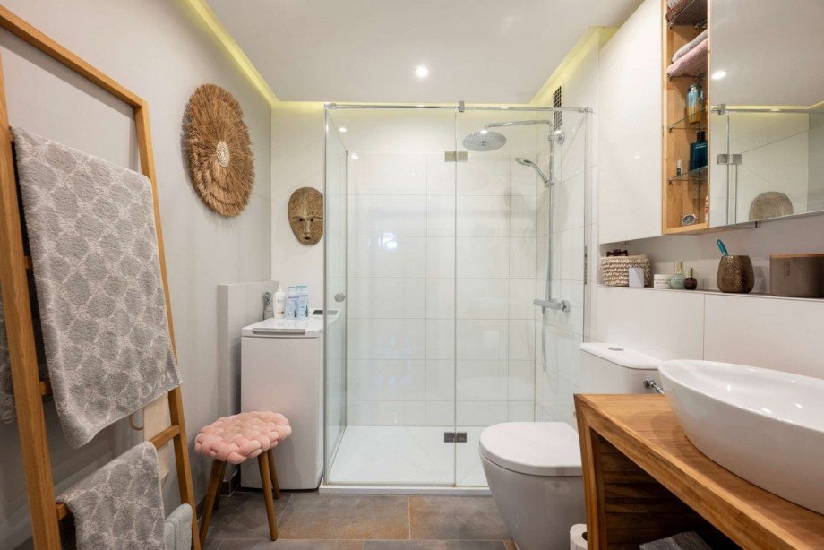 Badezimmer Etagenwohnung Unterschlei�heim