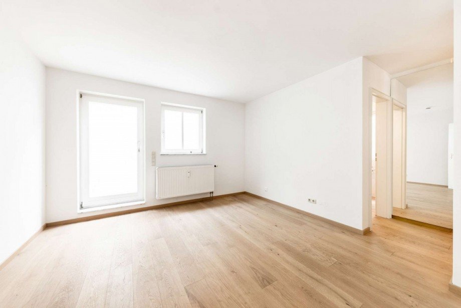 Aufenthaltsraum / Schlafzimmer Souterrain Erdgeschosswohnung M�nchen