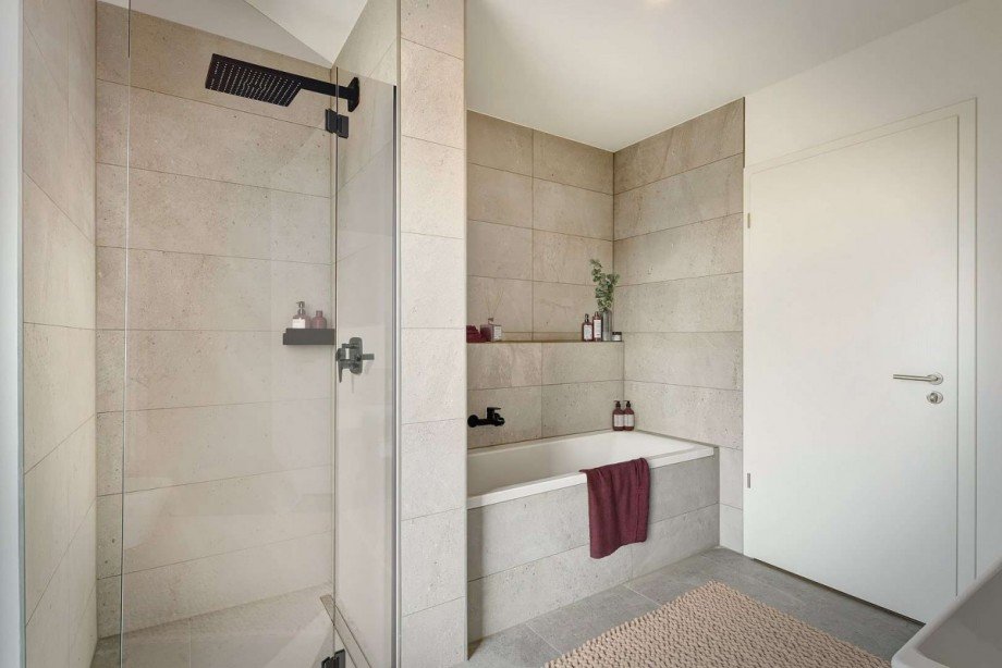 Modernes Badezimmer Etagenwohnung M�nchen