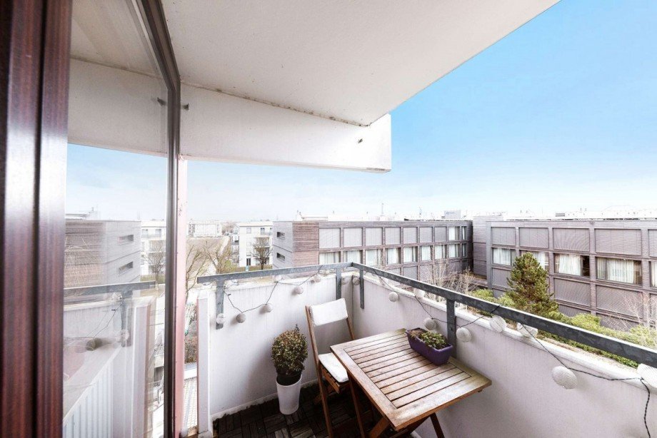 gro�er Ost-Balkon Etagenwohnung Garching