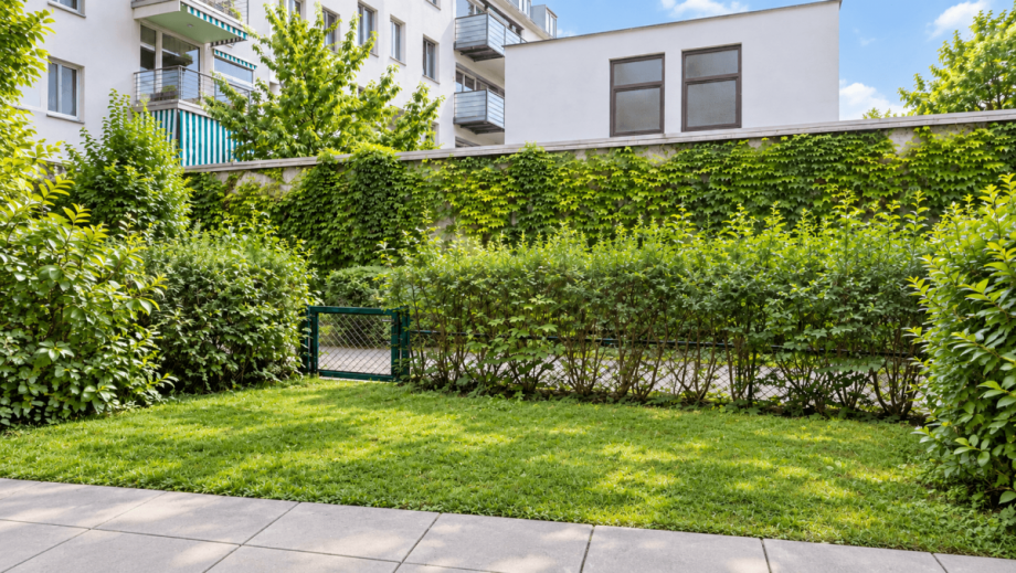 Garten in ruhiger Innenhoflage Erdgeschosswohnung M�nchen