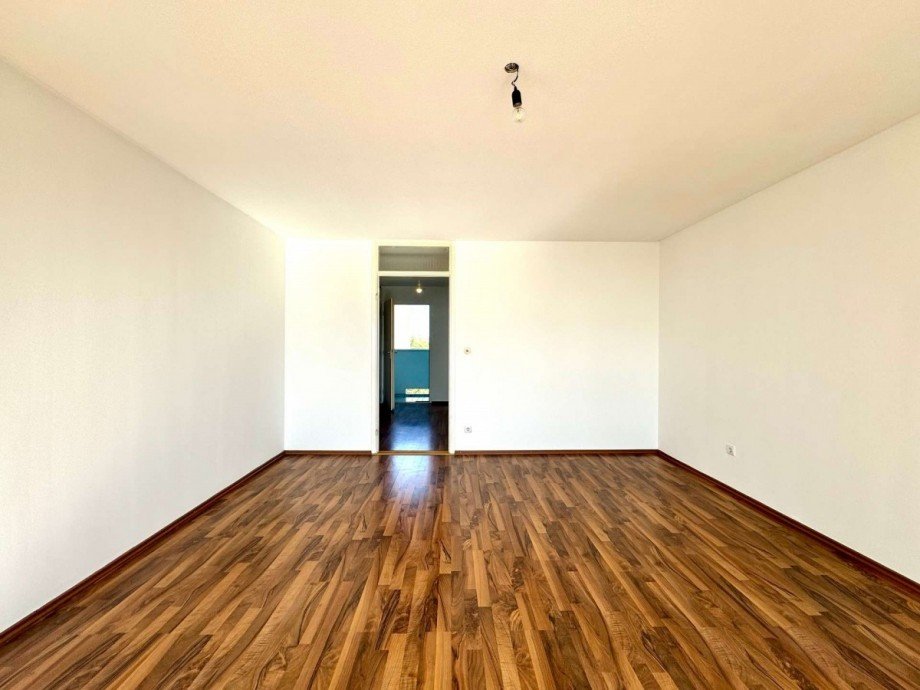 Wohn-/Schlafbereich Etagenwohnung M�nchen