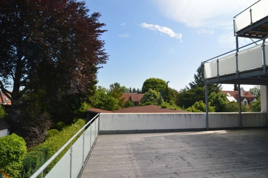 Balkon 1.OG Mehrfamilienhaus Augsburg