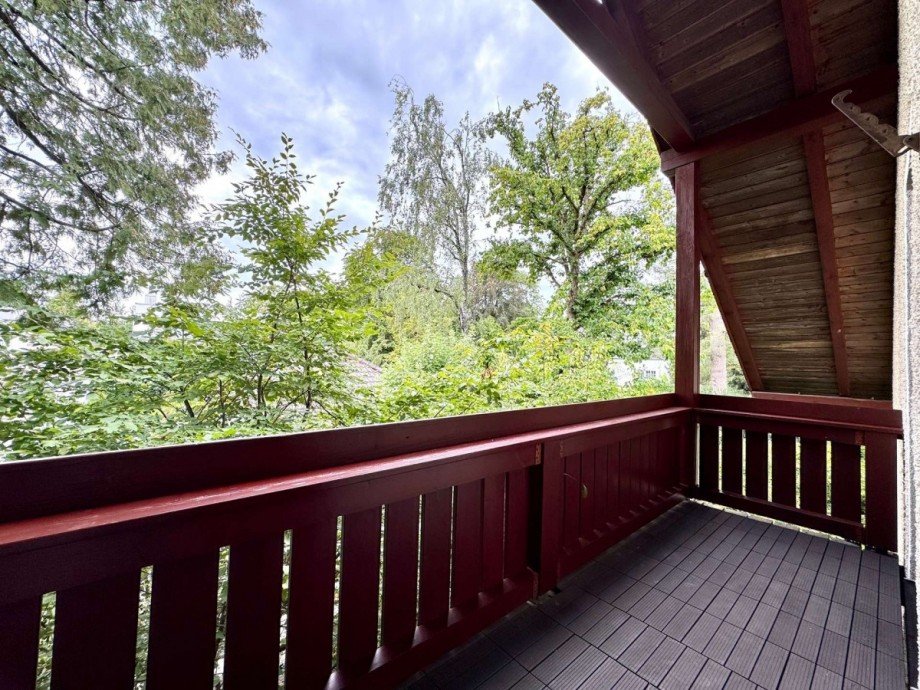 Balkon S�dausrichtung Dachgeschosswohnung M�nchen