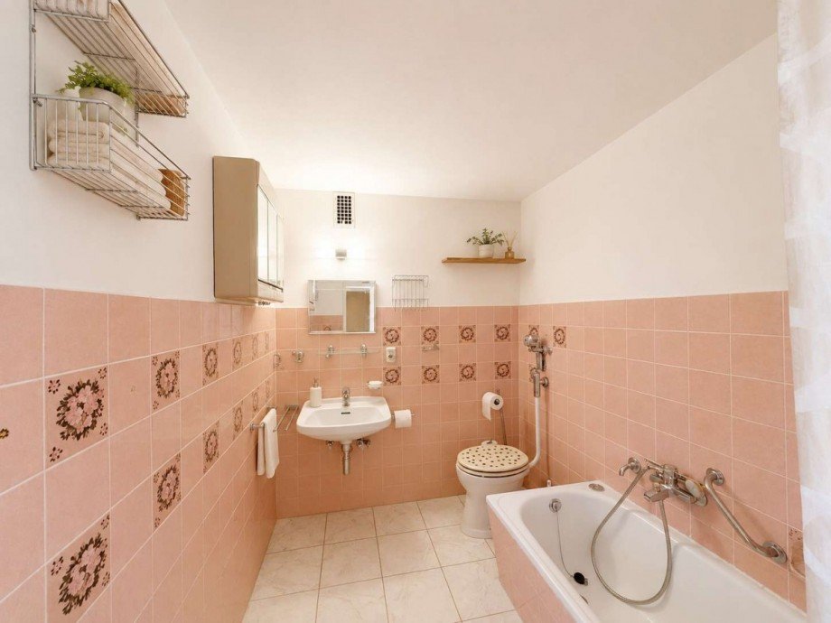 Badezimmer Dachgeschosswohnung Karlsfeld