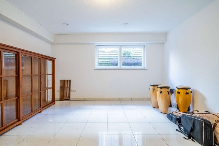 Zimmer I Untergeschoss Einfamilienhaus Friedberg